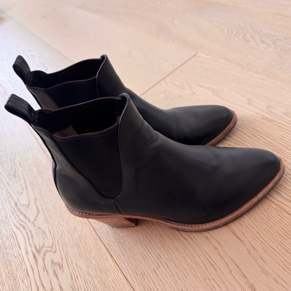 Poppy Barley Black Leather Ankle Boots